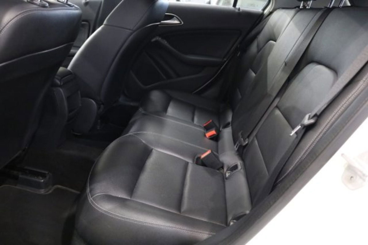 Mercedes-Benz Classe A 160 d Executive (12)