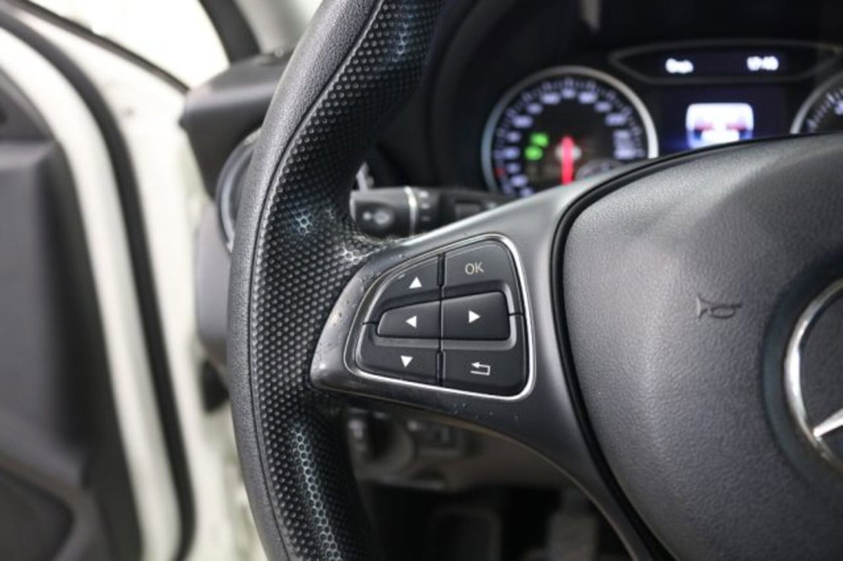 Mercedes-Benz Classe A 160 d Executive (19)