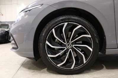 Volkswagen Golf 1.5 eTSI 150 CV EVO ACT DSG Style (8)