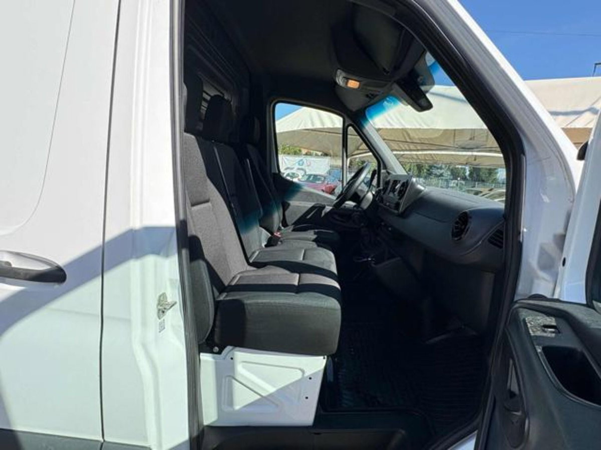 Mercedes-Benz Sprinter F39/35 311 CDI FWD TA Furgone (17)