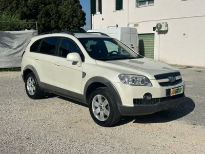 Chevrolet Captiva 2.0 VCDi 2WD (3)