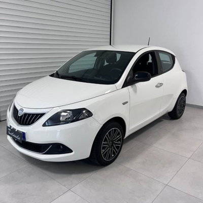 Lancia Ypsilon 1.0 FireFly 5 porte S&S Hybrid Ecochic Gold (3)