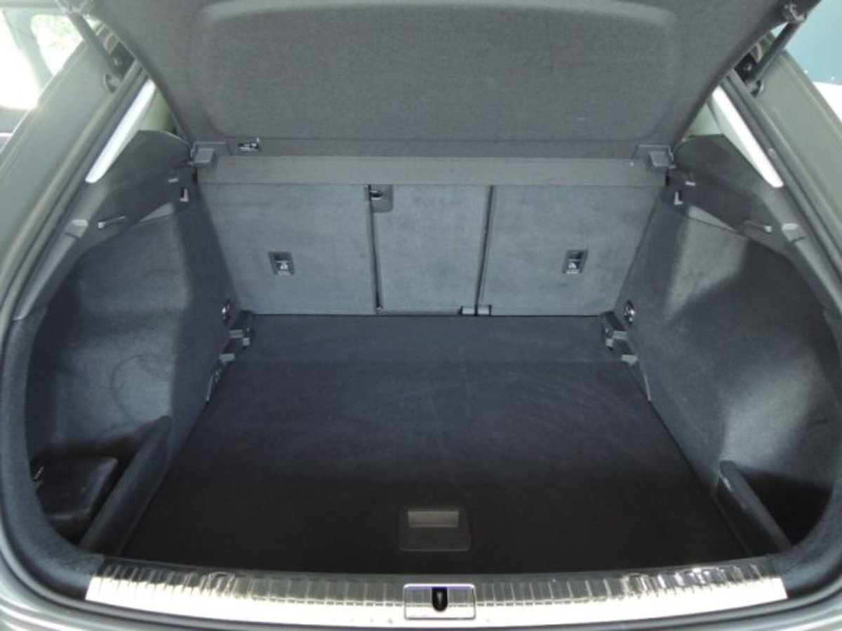 Audi Q3 35 TDI Business Advanced (15)