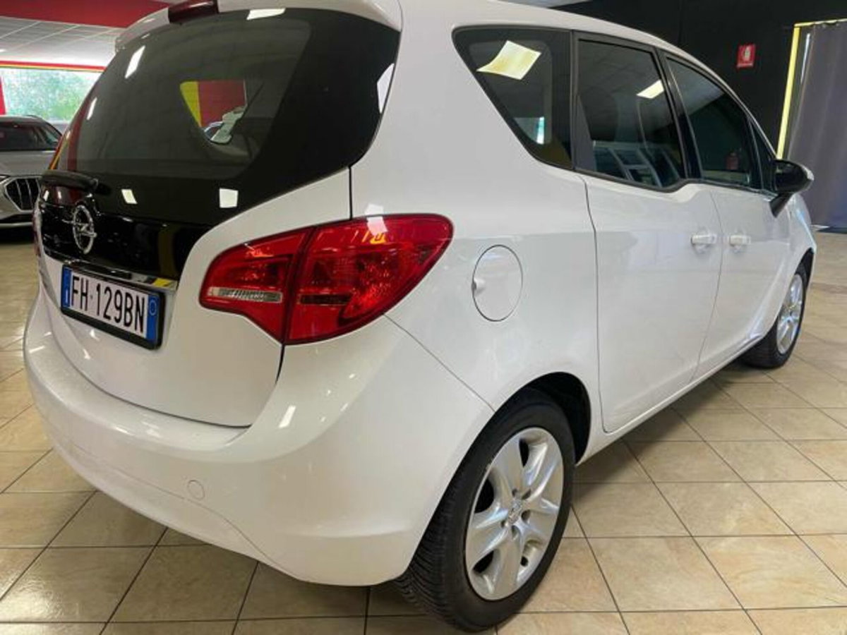 Opel Meriva 1.4 100CV Cosmo (7)