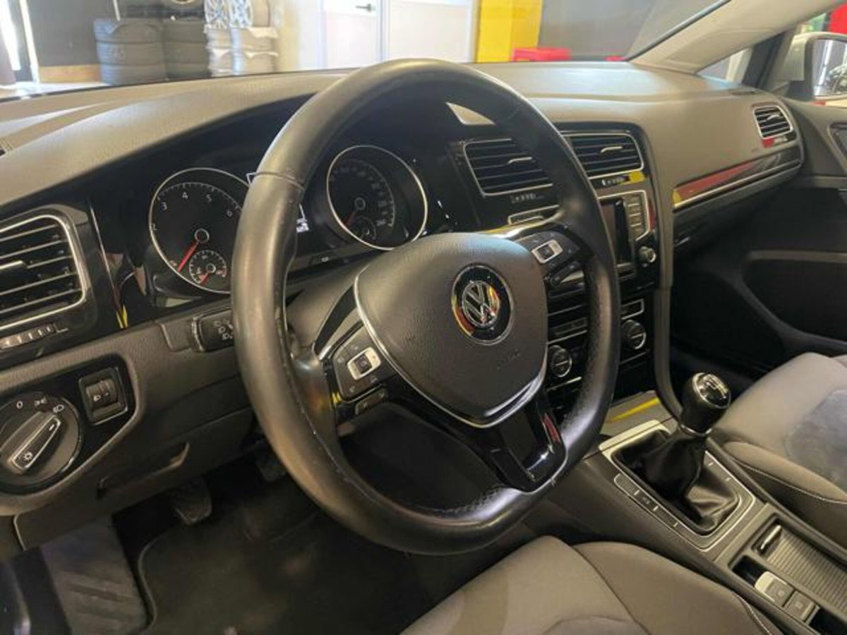 Volkswagen Golf 1.4 TSI 140 CV 5p. Highline BlueMotion Technology (9)