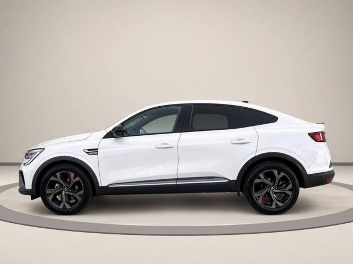 Renault Arkana E-Tech 145 CV R.S. Line (3)
