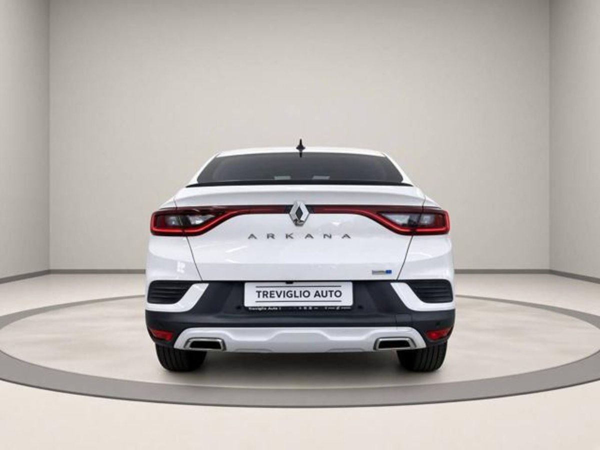 Renault Arkana E-Tech 145 CV R.S. Line (6)