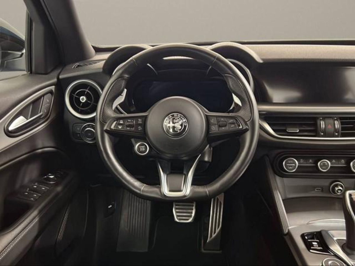 Alfa Romeo Stelvio Stelvio 2.0 Turbo 280 CV AT8 Q4 Veloce (17)