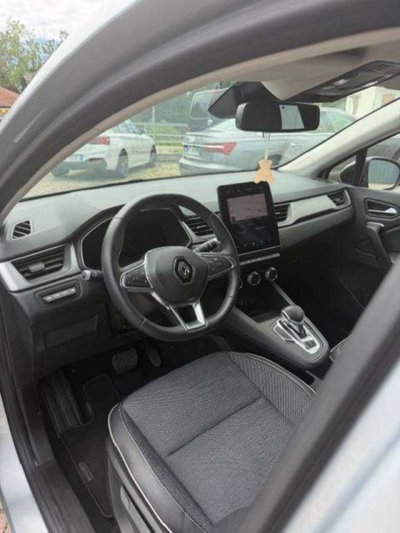 Renault Captur Plug-in Hybrid E-Tech 160 CV Intens (10)