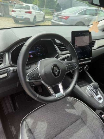 Renault Captur Plug-in Hybrid E-Tech 160 CV Intens (13)