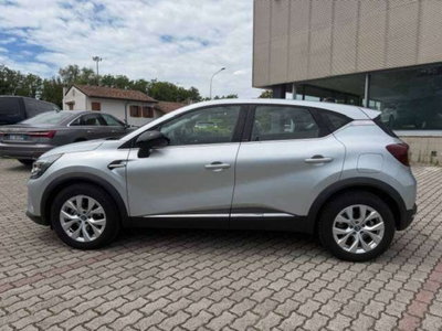 Renault Captur Plug-in Hybrid E-Tech 160 CV Intens (2)
