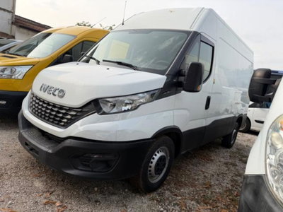Iveco Daily Furgone 35S12V 2.3 HPT PM-SL-TA Furgone usato