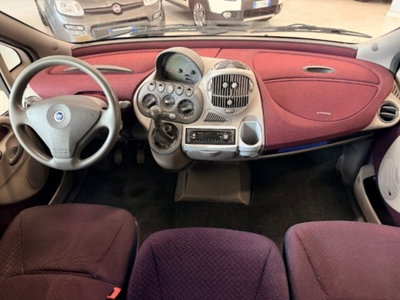 Fiat Multipla 1.9 JTD SX (14)