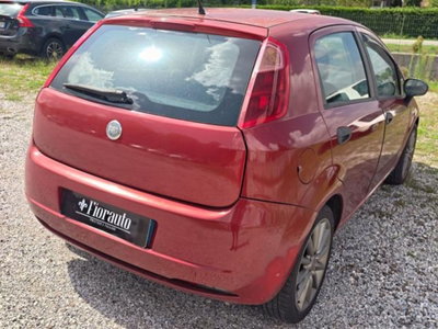 Fiat Grande Punto 1.3 MJT 75 CV 5 porte Dynamic (4)