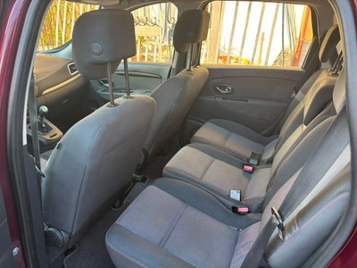 Renault Scenic E-Tech Electric XMod 1.5 dCi 110CV EDC Wave (10)
