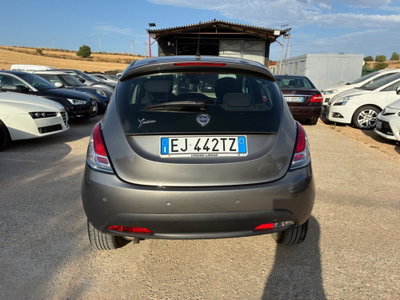 Lancia Ypsilon 1.2 69 CV Platinum (6)