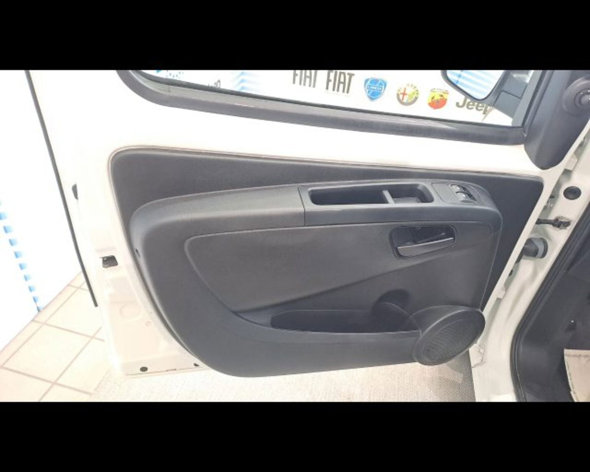 Fiat Fiorino combi N1 1.3 mjt 95cv SX E6d-temp (17)