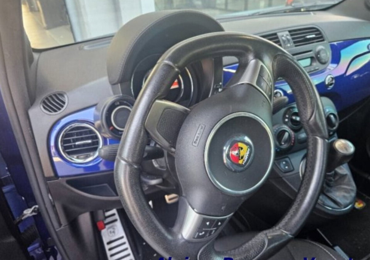 Abarth 595 595 1.4 Turbo T-Jet 160 CV Competizione (8)