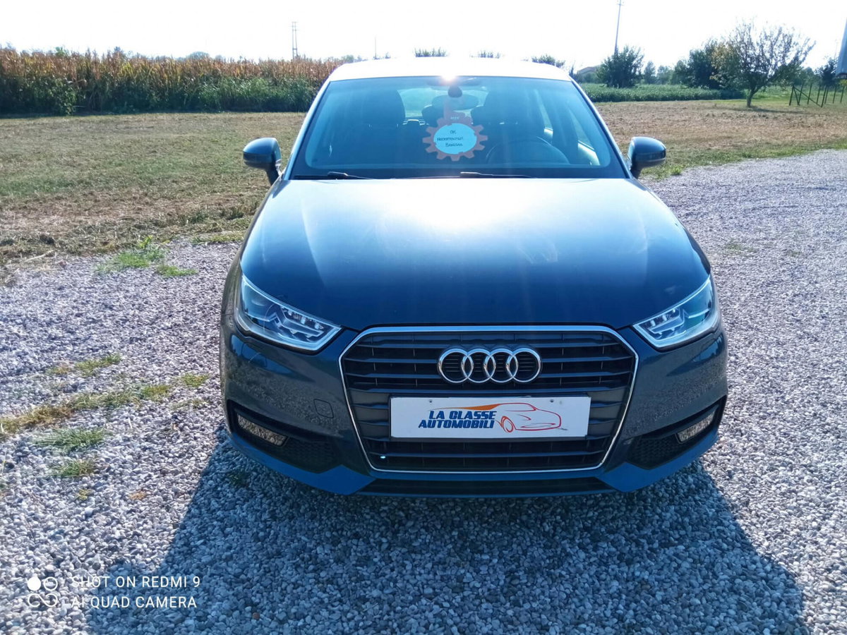 Audi A1 1.0 82 CV TFSI Admired (4)