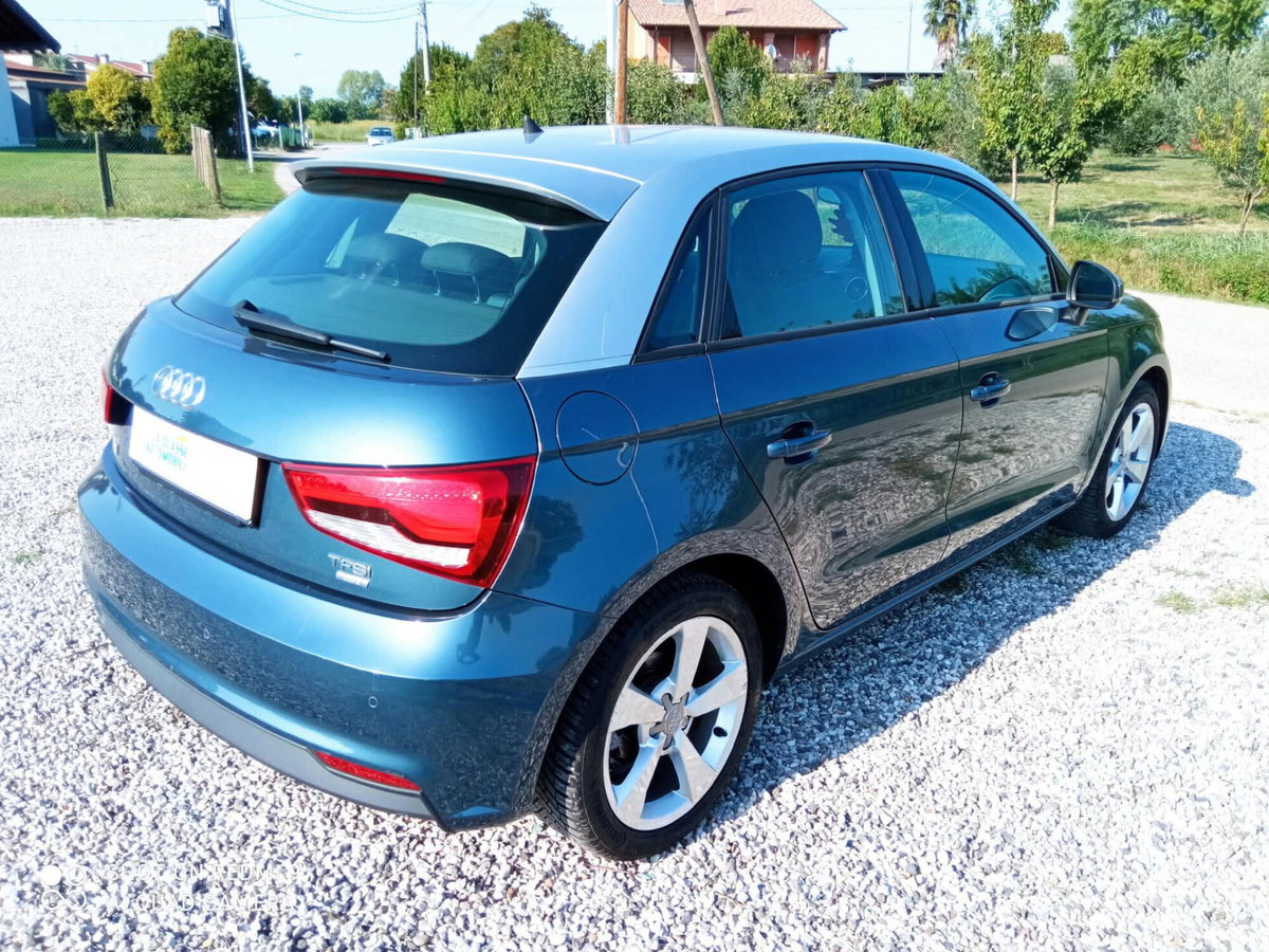 Audi A1 1.0 82 CV TFSI Admired (7)