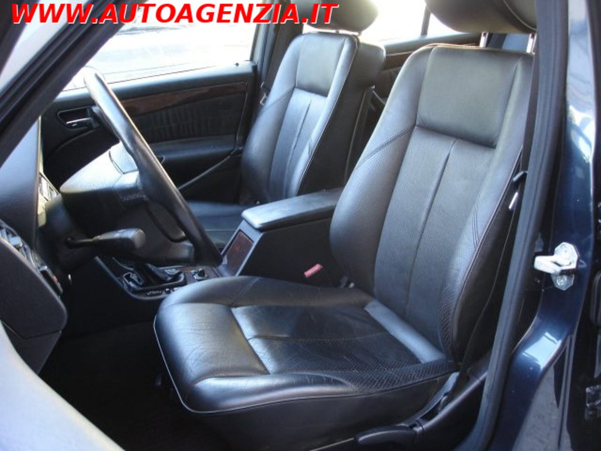 Mercedes-Benz Classe C 250 turbodiesel cat Elegance (10)