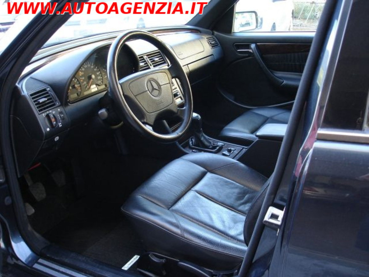 Mercedes-Benz Classe C 250 turbodiesel cat Elegance (13)