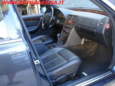 Mercedes-Benz Classe C 250 turbodiesel cat Elegance (14)