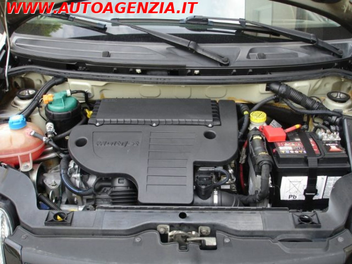 Fiat Panda 1.3 MJT 16V 4x4 Climbing (14)
