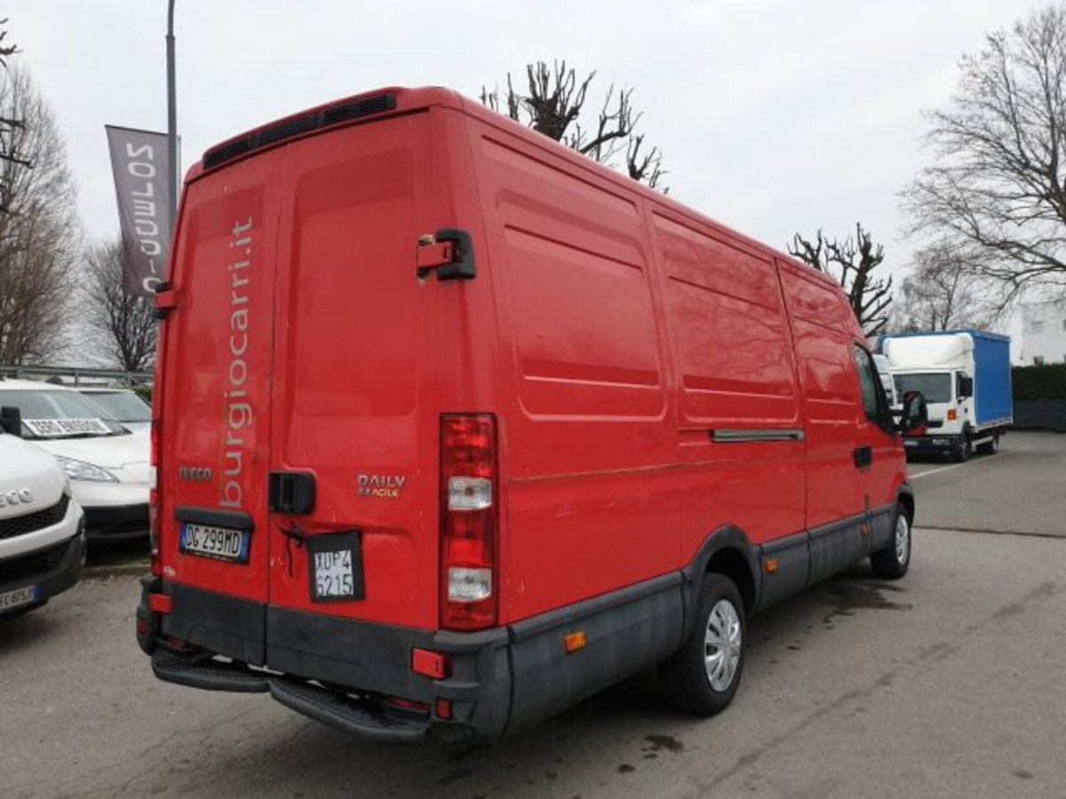 Iveco Daily Furgone 35 C12 V H2 4100L (3)