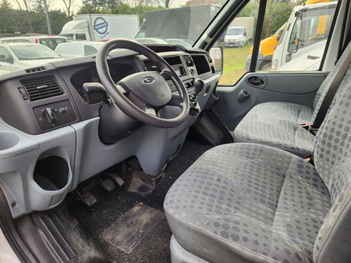 Ford Transit Van Furgone 300M 2.2 TDCi/115 PM-TM Furgone (10)