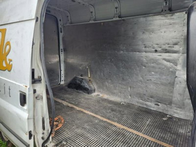 Ford Transit Van Furgone 300M 2.2 TDCi/115 PM-TM Furgone (6)