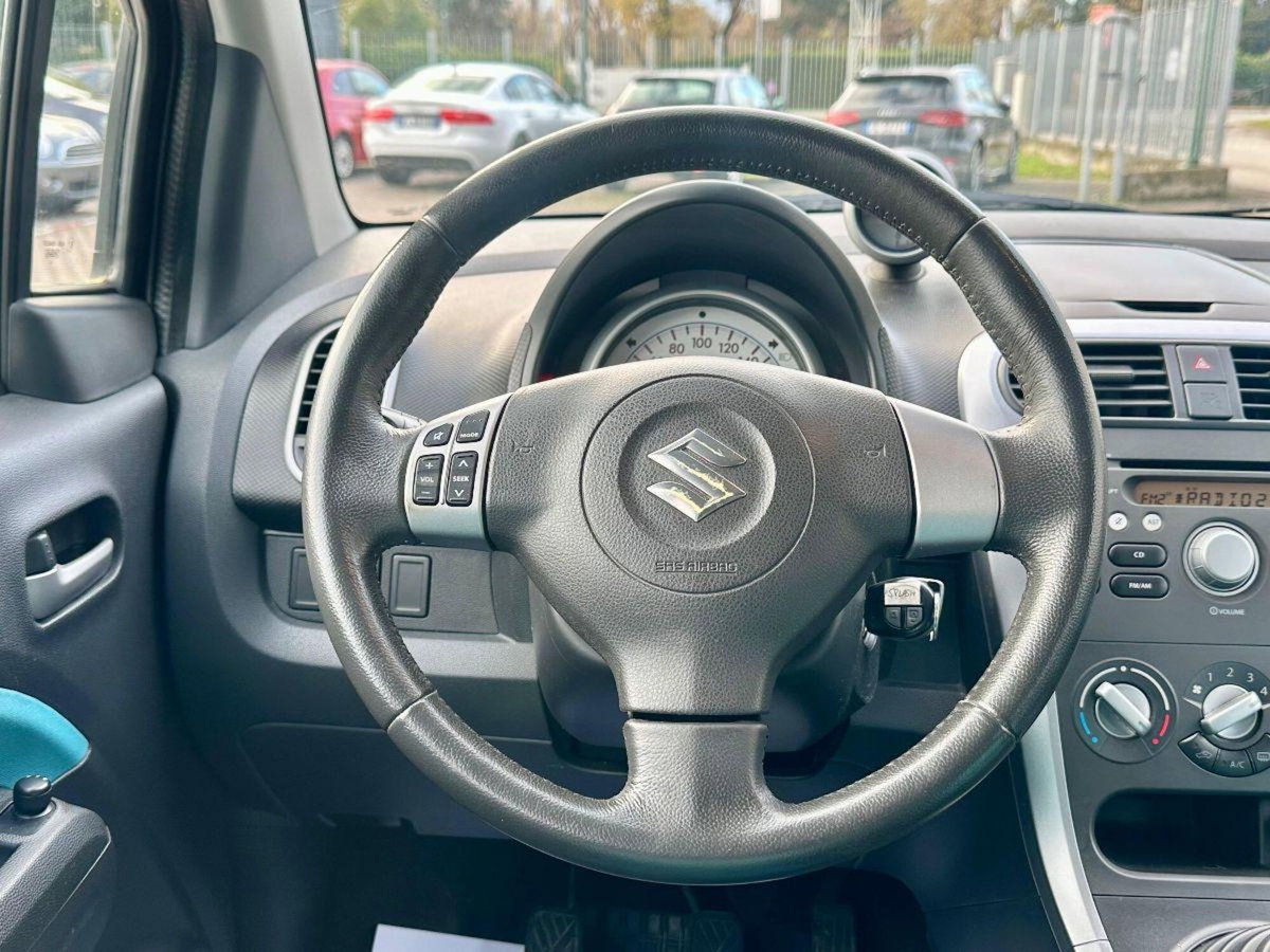 Suzuki Splash 1.0 GLS Safety Pack (11)