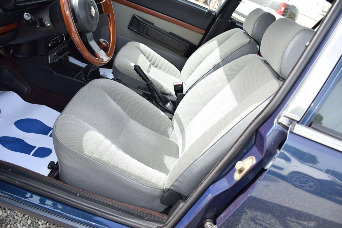Alfa Romeo Alfetta 2.0 (7)