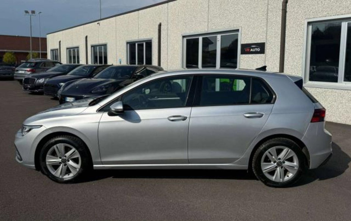Volkswagen Golf Variant 1.0 eTSI EVO DSG Life (3)