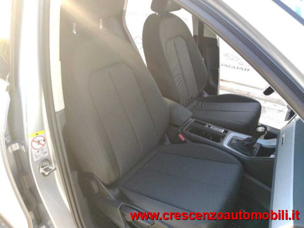 Audi Q3 35 TDI Business Advanced (16)