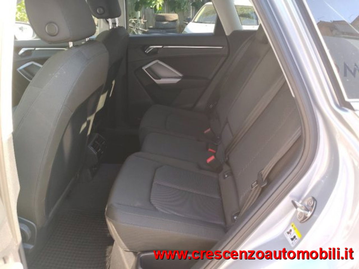 Audi Q3 35 TDI Business Advanced (17)
