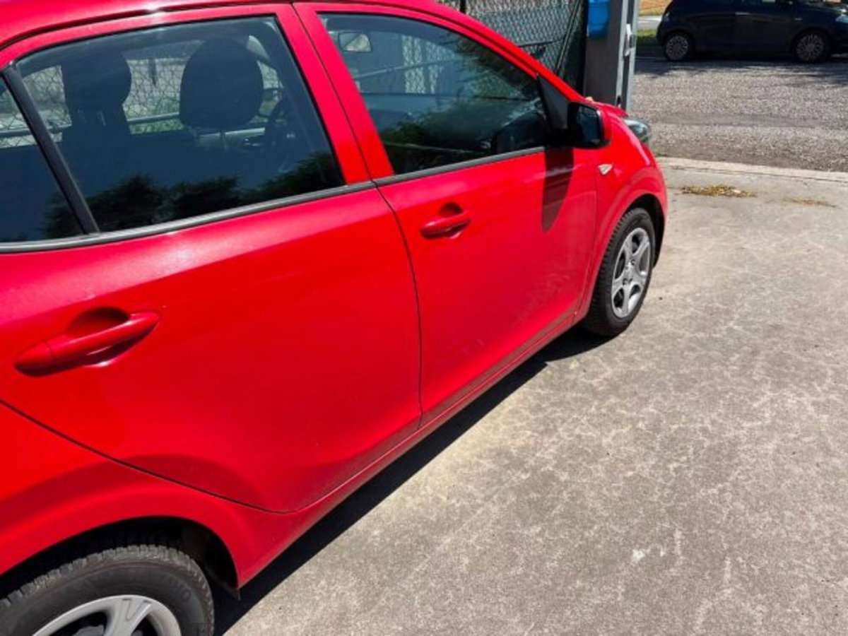 Kia Picanto 1.2 85CV 3 porte Fashion (3)