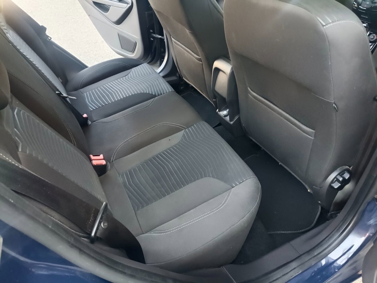 Ford Fiesta 1.4 5 porte Bz.- GPL Titanium (12)
