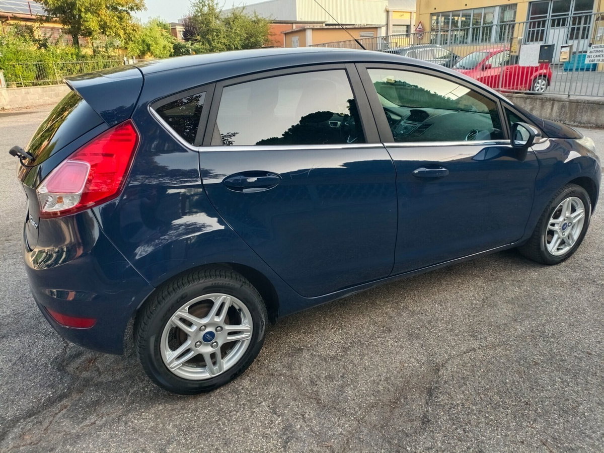 Ford Fiesta 1.4 5 porte Bz.- GPL Titanium (6)