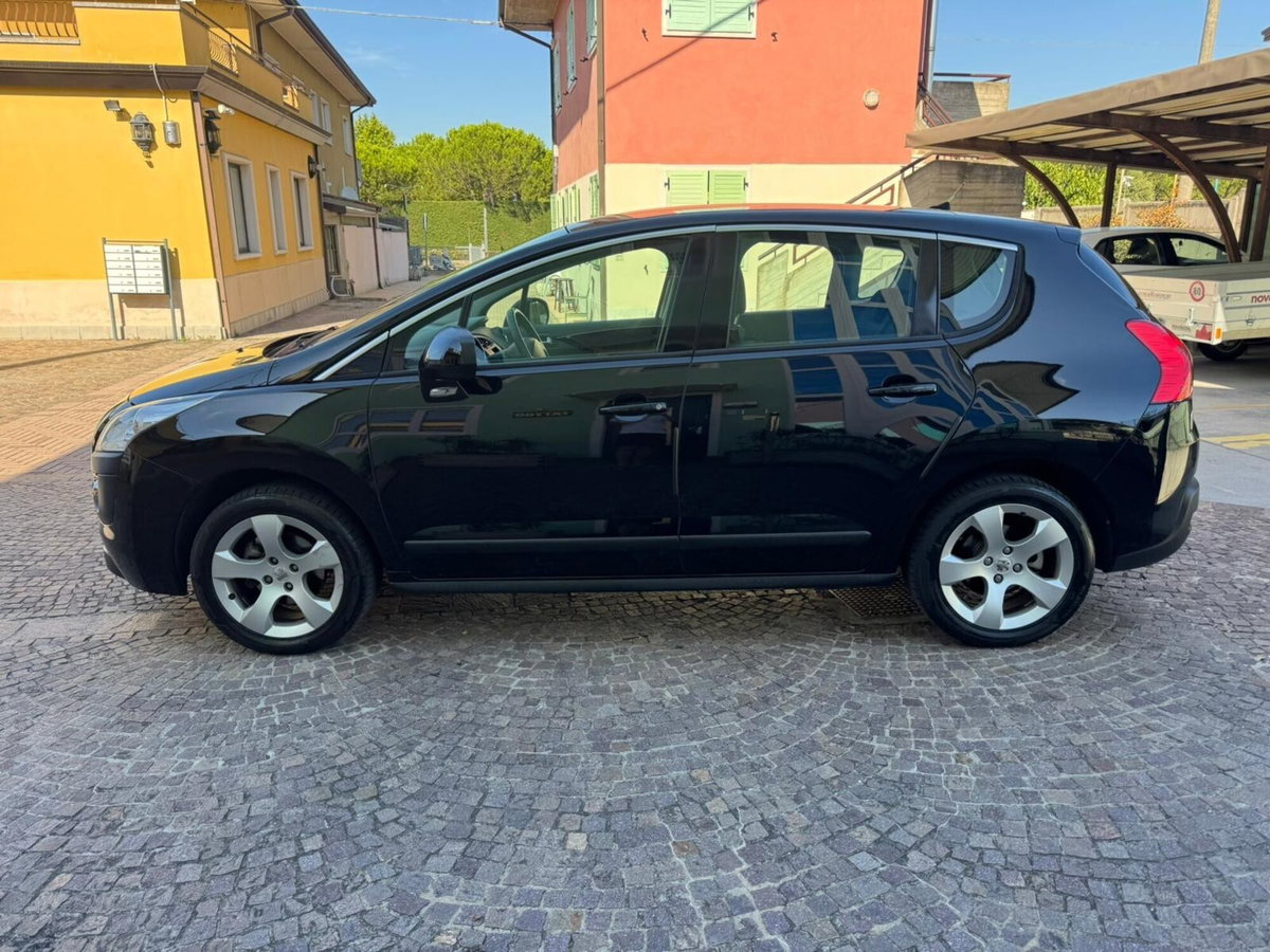 Peugeot 3008 1.6 HDi 110CV Tecno (3)