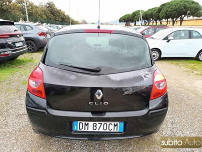 Renault Clio 1.5 dCi 70CV 5 porte Confort (9)