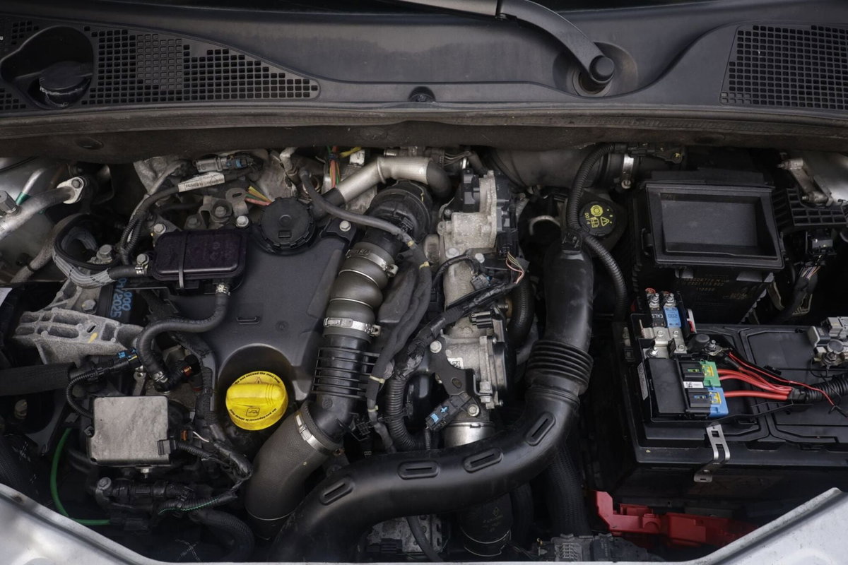 Renault Kangoo 1.5 dCi 95CV Van (17)