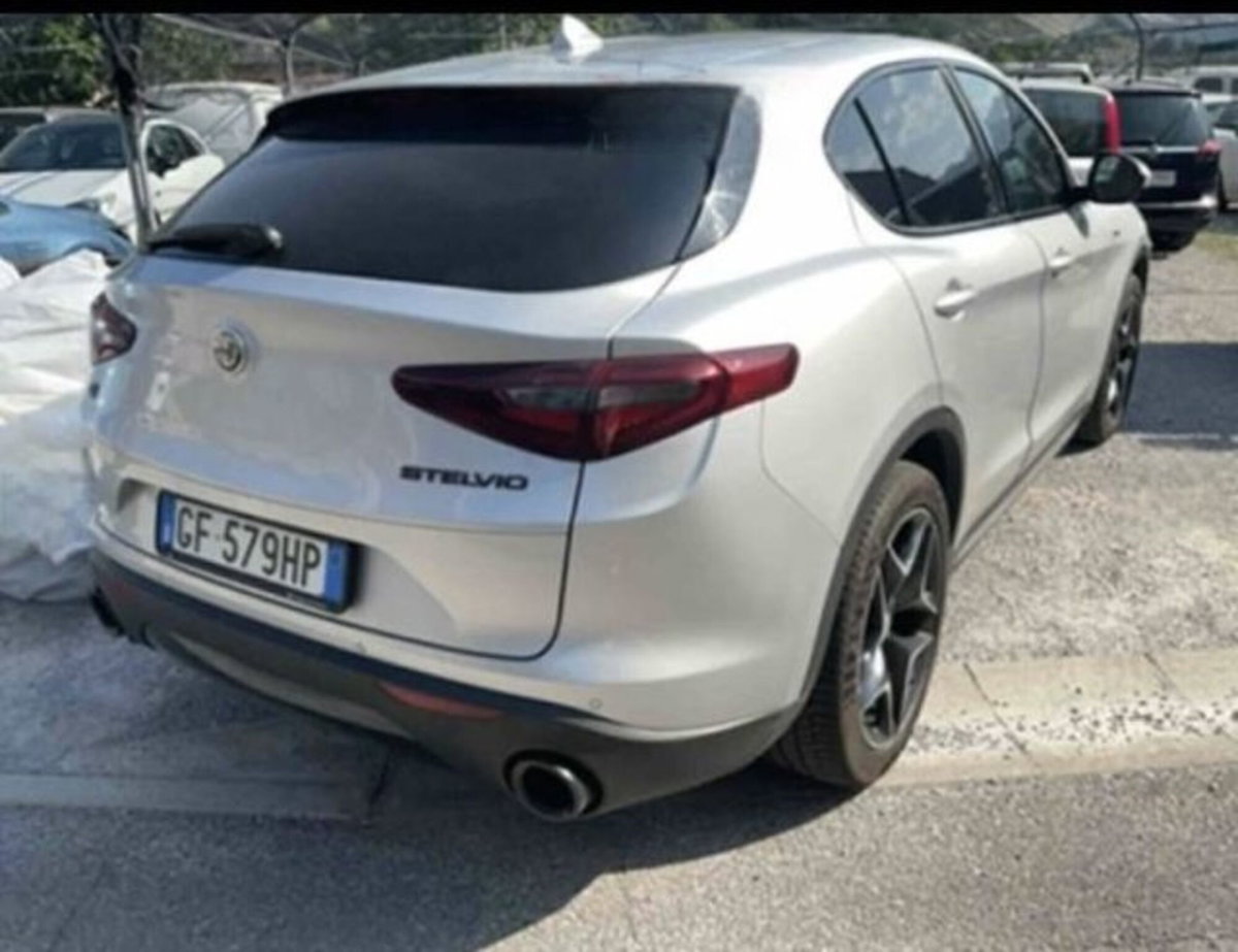 Alfa Romeo Stelvio Stelvio 2.2 Turbodiesel 190 CV AT8 Q4 Sprint (2)
