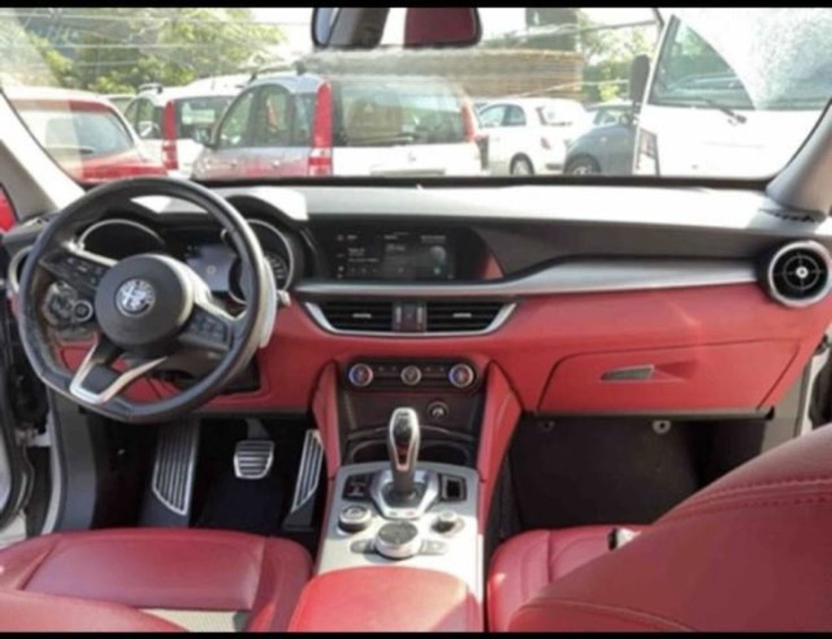 Alfa Romeo Stelvio Stelvio 2.2 Turbodiesel 190 CV AT8 Q4 Sprint (3)