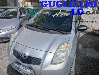 Toyota Yaris 1.3 5 porte Sol usata
