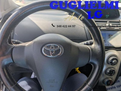 Toyota Yaris 1.3 5 porte Sol (20)