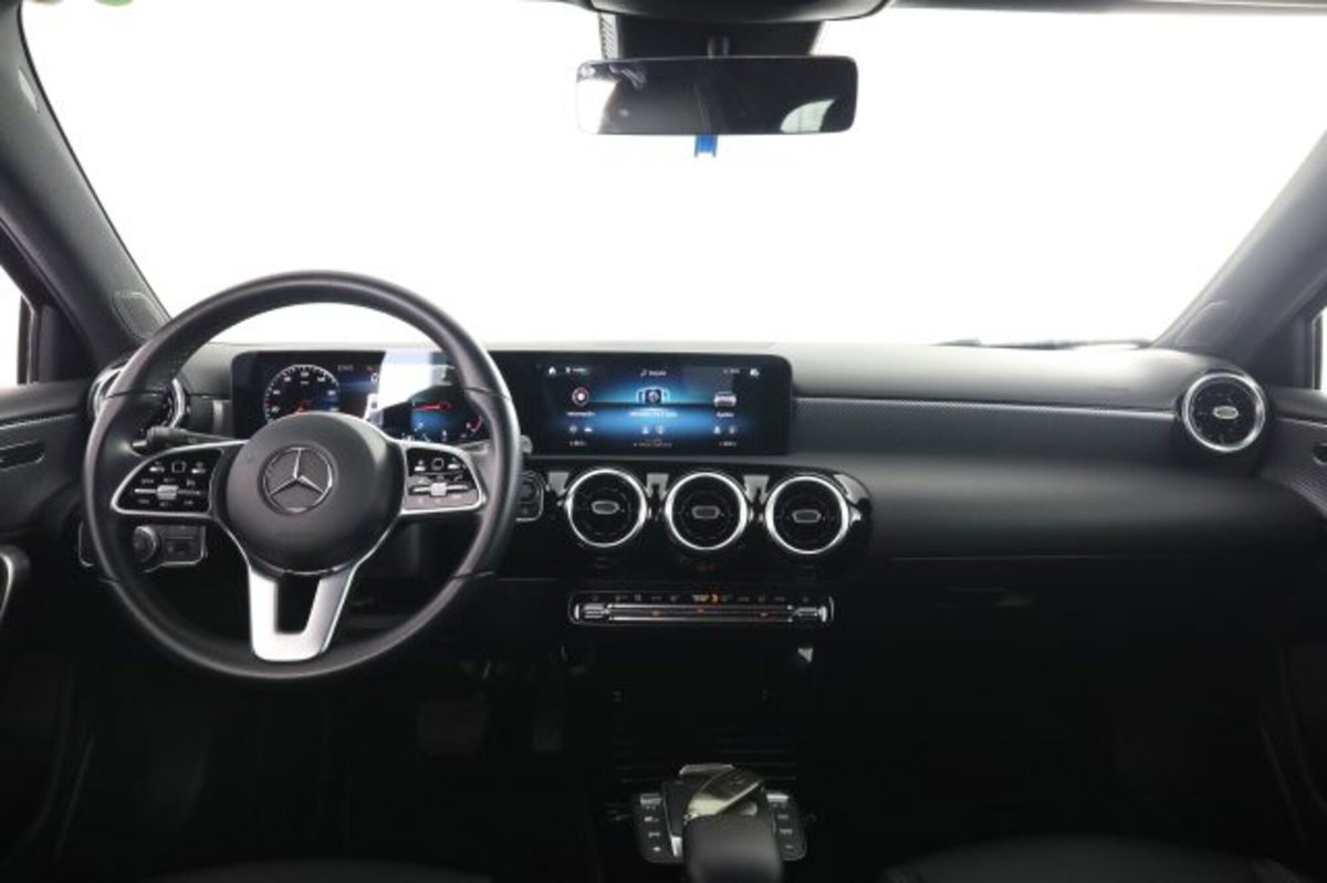 Mercedes-Benz Classe A 180 d Automatic Sport (4)