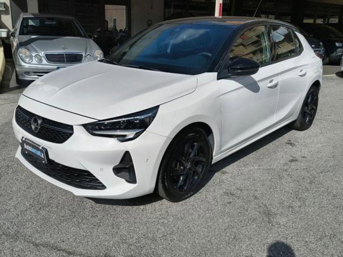 Opel Corsa 1.2 100 CV Design & Tech (16)
