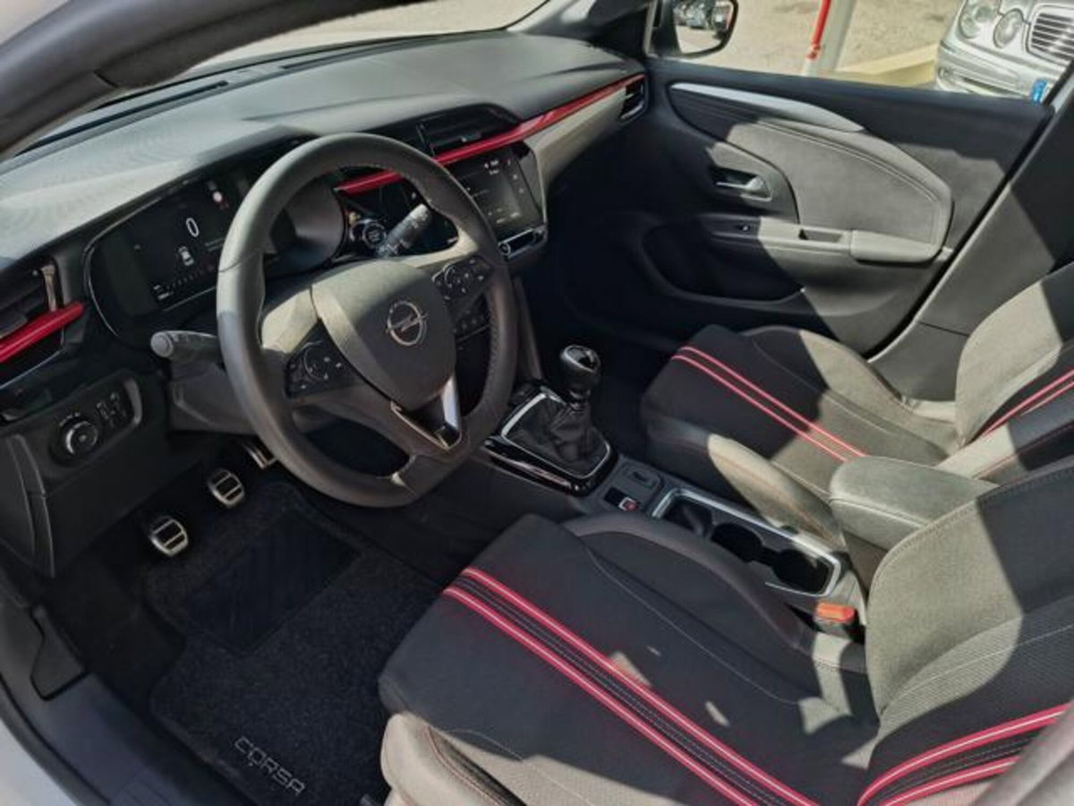 Opel Corsa 1.2 100 CV Design & Tech (7)