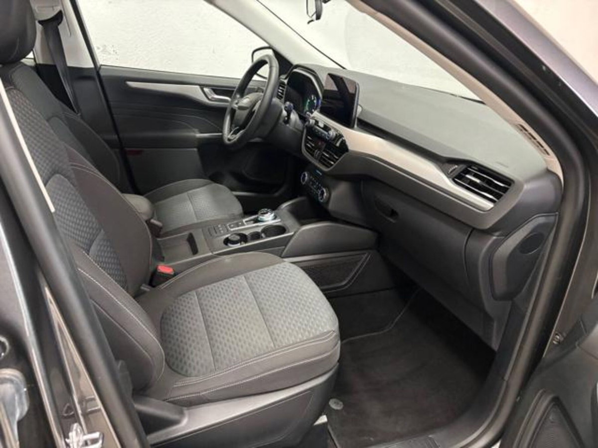 Ford Kuga 2.5 Plug In Hybrid 225 CV CVT 2WD Titanium (8)